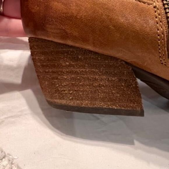 Korkease Brown Ankle Booties LIKE NEW! - Picture 5 of 6